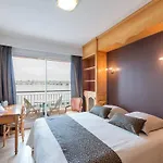 Logis - Au Poisson D'argent - 3 Etoiles Et Restaurant 호텔