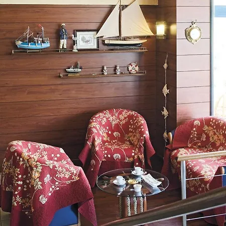 Hotel Logis - Au Poisson D'argent - 3 étoiles Et Restaurant