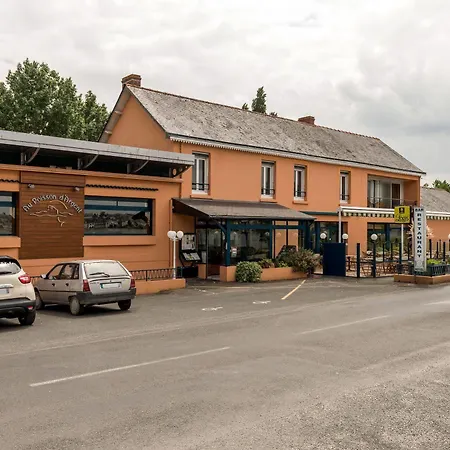 Hotel Logis - Au Poisson D'argent - 3 étoiles Et Restaurant 2*